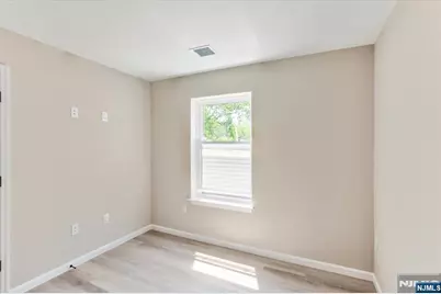 62 Columbia Avenue, Newark, NJ 07106 - Photo 38