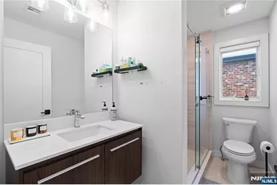 217 5th Street B #B, Palisades Park, NJ 07650 - Photo 16