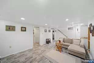 26 Day Ave, Tenafly, NJ 07670 - Photo 32