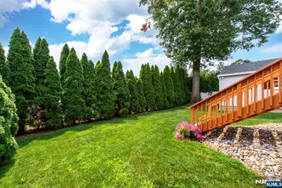 9 Clairmont Road, Clifton, NJ 07012 - Photo 18
