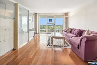 555 North Avenue 8N #8N, Fort Lee, NJ 07024 - Photo 1