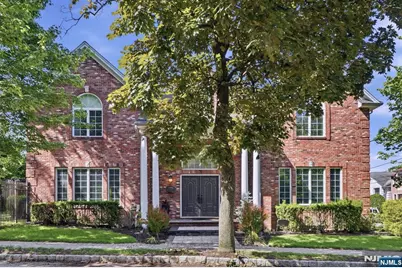 70 McElroy Avenue, Fort Lee, NJ 07024 - Photo 4