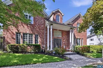 70 McElroy Avenue, Fort Lee, NJ 07024 - Photo 2