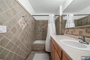 2148 Jordan Ct, Mahwah, NJ 07430 - Photo 20