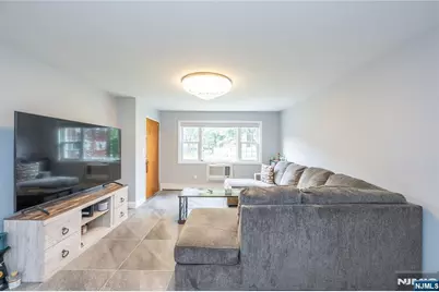 1247 Valley, Wayne, NJ 07470 - Photo 6