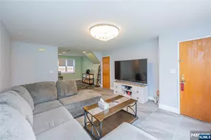 1247 Valley, Wayne, NJ 07470 - Photo 8