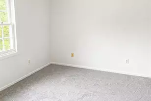 112 Sherwood 5, Paterson, NJ 07502 - Photo 4