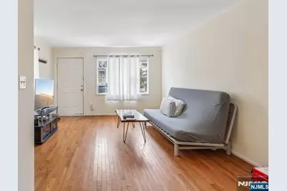 22 Hecker Street, Newark, NJ 07103 - Photo 2