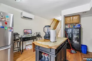 22 Hecker St, Newark, NJ 07103 - Photo 8