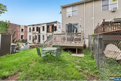 22 Hecker Street, Newark, NJ 07103 - Photo 28