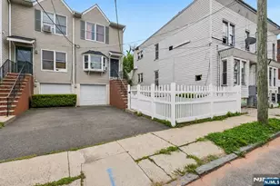 22 Hecker St, Newark, NJ 07103 - Photo 1