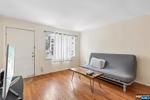 22 Hecker St, Newark, NJ 07103 - Photo 6
