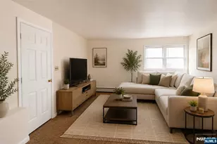 19 Village Pl, Secaucus, NJ 07094 - Photo 18