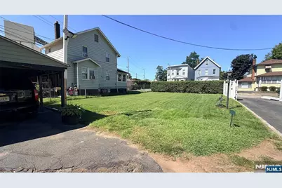 14 Dodd Terrace, East Orange, NJ 07017 - Photo 4