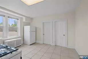 60-62 Elmwood Ave, Montclair, NJ 07042 - Photo 18