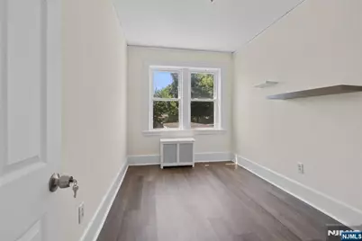 60-62 Elmwood Avenue 3 #3, Montclair, NJ 07042 - Photo 10