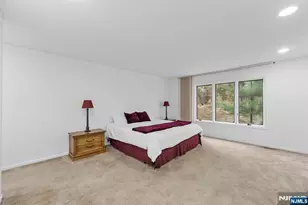 239 Westervelt Ln, Mahwah, NJ 07430 - Photo 24