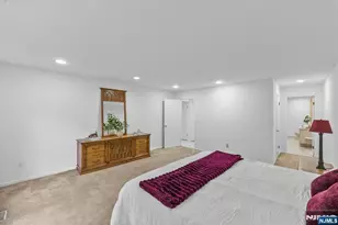 239 Westervelt Ln, Mahwah, NJ 07430 - Photo 26