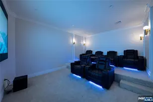 92 Oliver Rd, Paramus, NJ 07652 - Photo 40