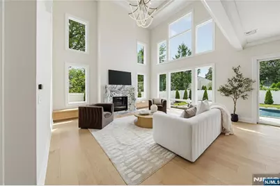 92 Oliver Road, Paramus, NJ 07652 - Photo 10