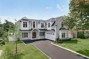 92 Oliver Rd, Paramus, NJ 07652 - Photo 1