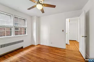 1030 Jassamine Way, Fort Lee, NJ 07024 - Photo 16