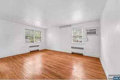 1030 Jassamine Way, Fort Lee, NJ 07024 - Photo 6