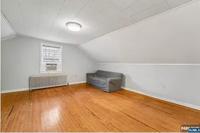 1030 Jassamine Way, Fort Lee, NJ 07024 - Photo 20