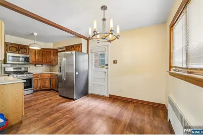 1030 Jassamine Way, Fort Lee, NJ 07024 - Photo 8