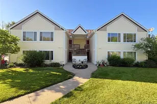 135 Falcon Ridge Way, Hamburg, NJ 07419 - Photo 2