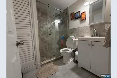413 S Pine, Roselle, NJ 07203 - Photo 22