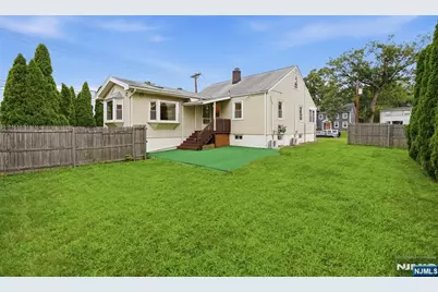 26 Dora Avenue, Waldwick, NJ 07463 - Photo 18