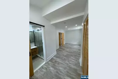 262 Anderson Street, Hackensack, NJ 07601 - Photo 6