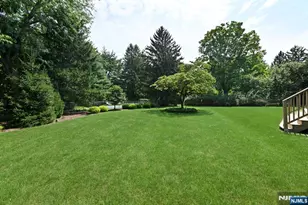 250 Meadowbrook Rd, Wyckoff Township, NJ 07481 - Photo 28
