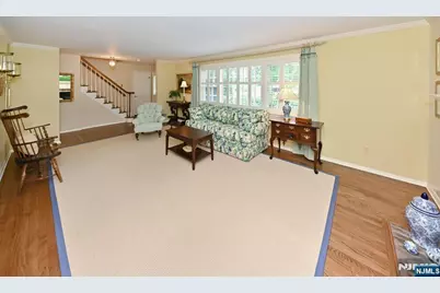 250 Meadowbrook Road, Wyckoff Township, NJ 07481 - Photo 4