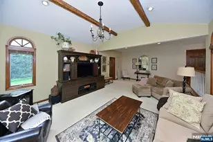 250 Meadowbrook Rd, Wyckoff Township, NJ 07481 - Photo 14