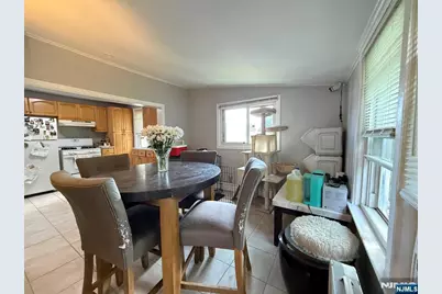 342 Lincoln Avenue 2nd Fl #2nd fl, Elmwood Park, NJ 07407 - Photo 10