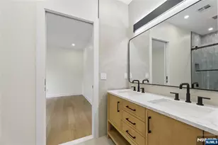 1 Bancroft Pl, Cresskill, NJ 07626 - Photo 26