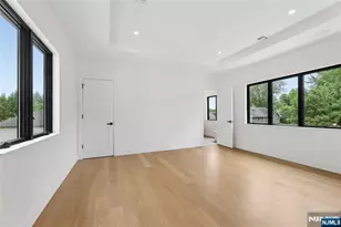 1 Bancroft Pl, Cresskill, NJ 07626 - Photo 20