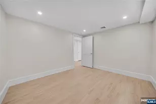 686 Probst Ave B, Fairview, NJ 07022 - Photo 26