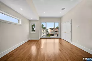 686 Probst Ave B, Fairview, NJ 07022 - Photo 12