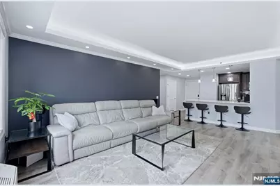 5312 City Place 5312 #5312, Edgewater, NJ 07020 - Photo 6