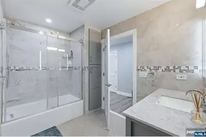 5312 City Place 5312 #5312, Edgewater, NJ 07020 - Photo 10