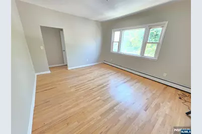 437 Broad Street, Carlstadt, NJ 07072 - Photo 4