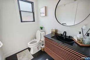14-16 Mount Washington, Clifton, NJ 07013 - Photo 10