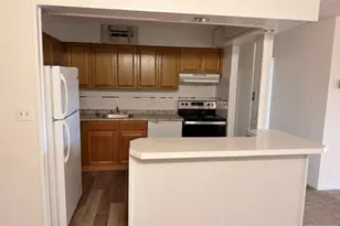 240 Anderson Street 5H, Hackensack, NJ 07601 - Photo 2