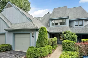 43 Forsgate Ct 43C, Washington Township, NJ 07676 - Photo 2