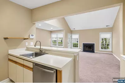 31 Markham Circle 31 #31, Englewood, NJ 07631 - Photo 8