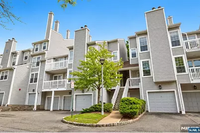 31 Markham Circle 31 #31, Englewood, NJ 07631 - Photo 1