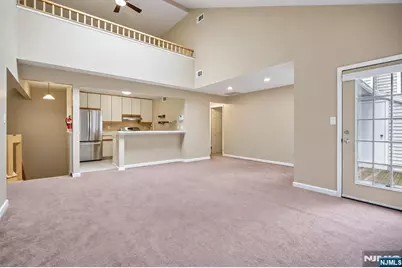 31 Markham Circle 31 #31, Englewood, NJ 07631 - Photo 2